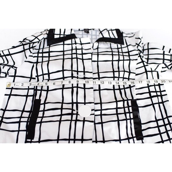 Sherry Taylor Women's Black and White Blazer missing button Small Geometric - Picture 5 of 7